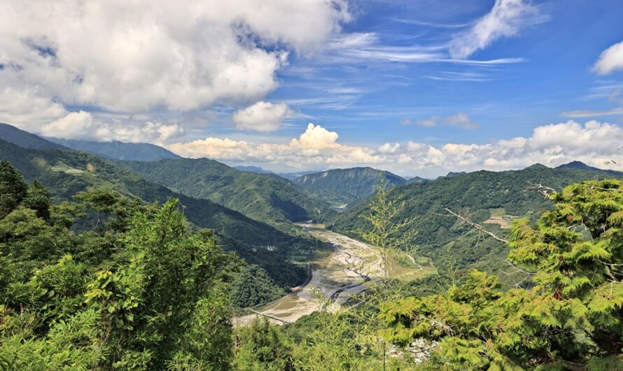 雪見途中景點介紹—二本松解說站（丸田砲台遺址）、士林大壩、象鼻吊橋、雪霸國家公園界碑觀景台