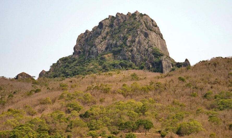 【墾丁景點】墾丁的孤峰大尖山