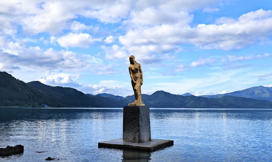 田澤湖環湖之旅：從御座石神社到辰子像的湖畔美景